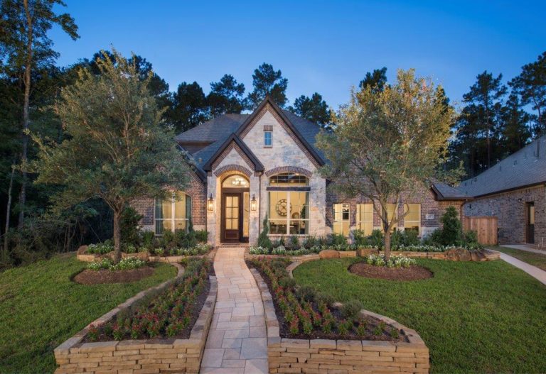 Distinguished OneStory Homes Abound At The Woodlands Hills The