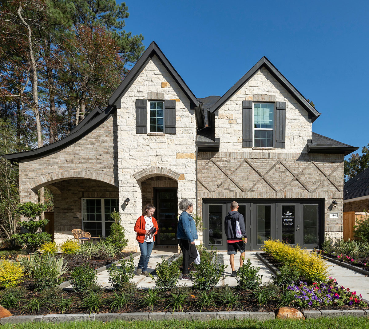 Century Communities and Chesmar Homes Showcase New Collections of Homes on 50-Foot Sites in The Woodlands Hills