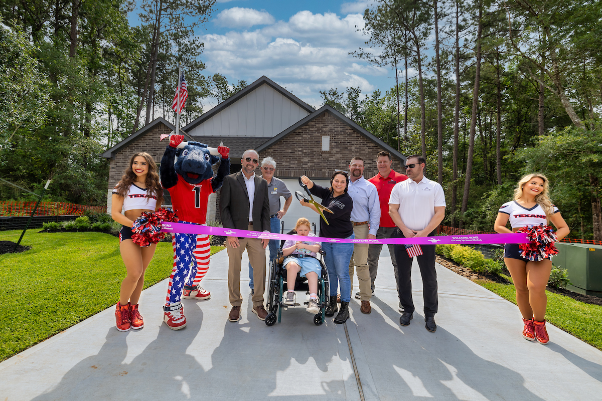 U.S. Army Veteran Receives Keys to New Mortgage-Free Home in The Woodlands Hills